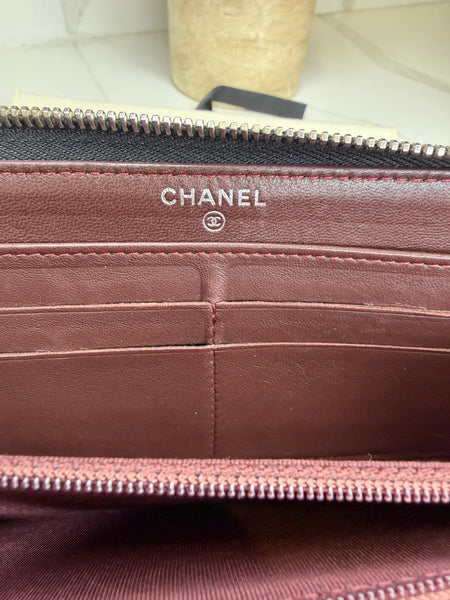 Chanel Zipper wallet