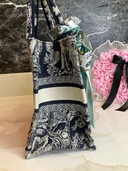 Dior small tote
