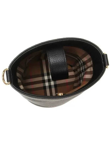 Burberry bucket leather bag