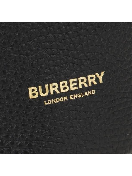 Burberry bucket leather bag