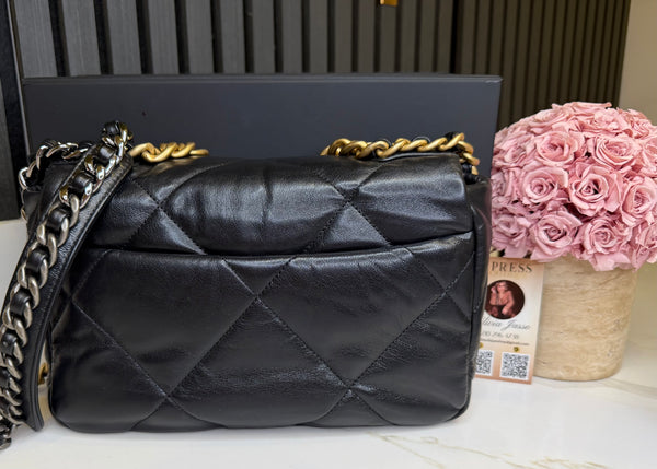 Chanel 19 negro