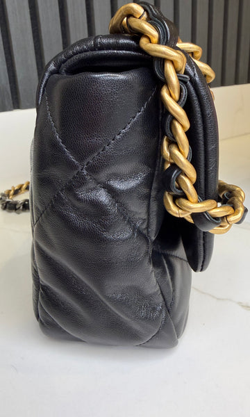Chanel 19 negro