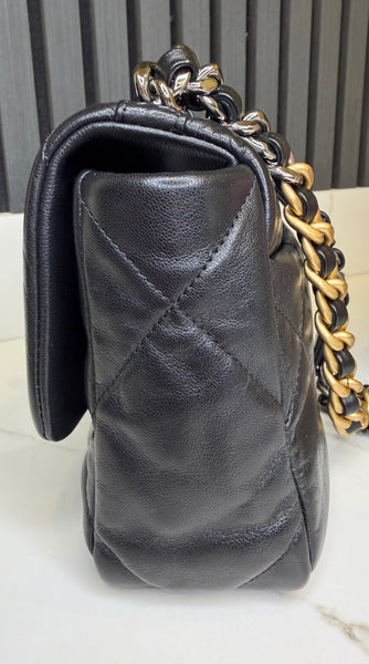 Chanel 19 negro