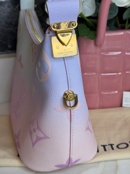 Louis Vuitton Hobo Marshmallow Pastel