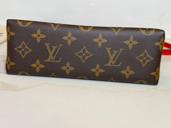 Louis Vuitton locky