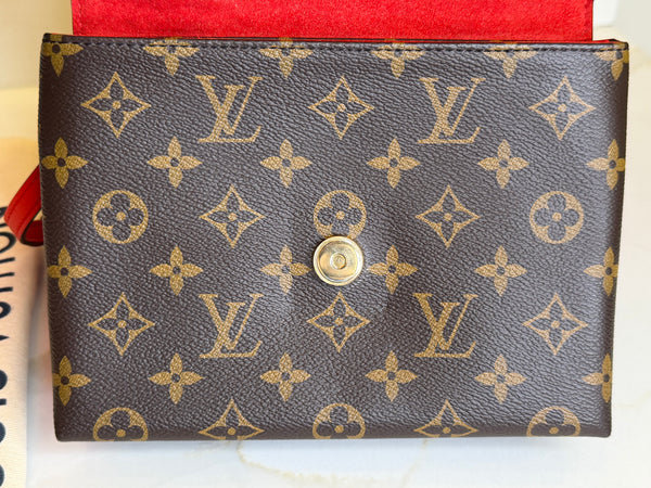 Louis Vuitton locky