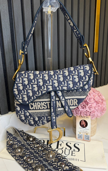 Dior saddle with strap