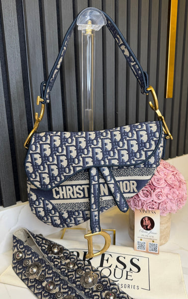 Dior saddle with strap