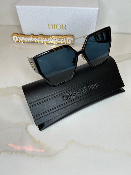 Dior 30 Montaigne BU