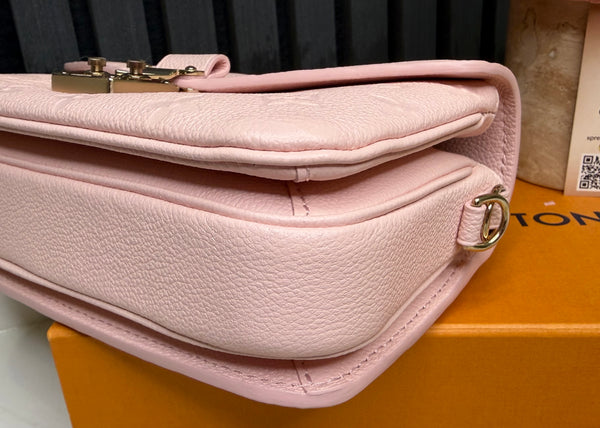Louis Vuitton Metis West emprinte