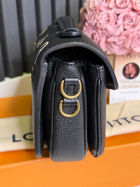 Louis Vuitton Metis West bi-color