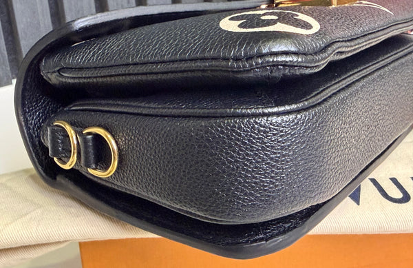 Louis Vuitton Metis West bi-color