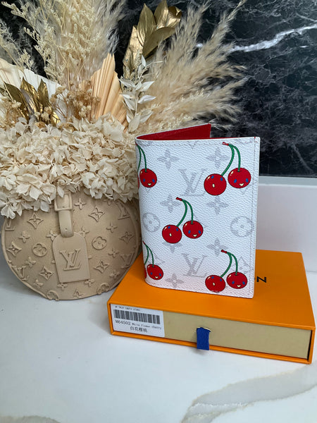Fashion passport holder cherry/white