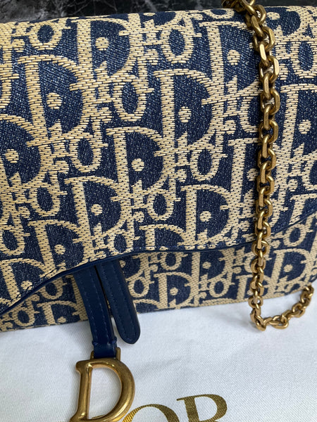 Dior pochette raffia