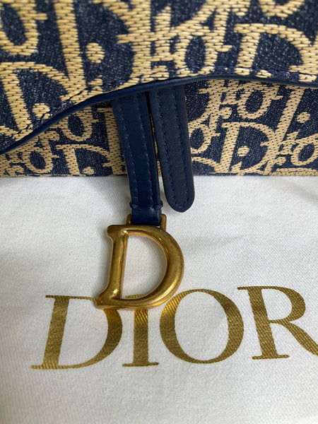 Dior pochette raffia
