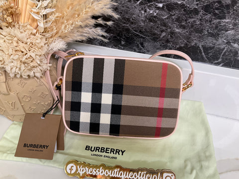 Burberry camera small