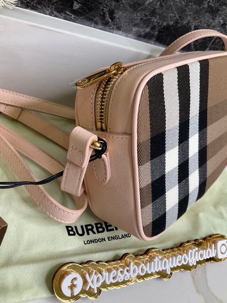 Burberry camera small