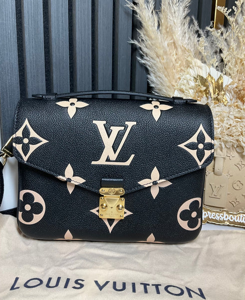 Louis Vuitton Metis Bi-Color