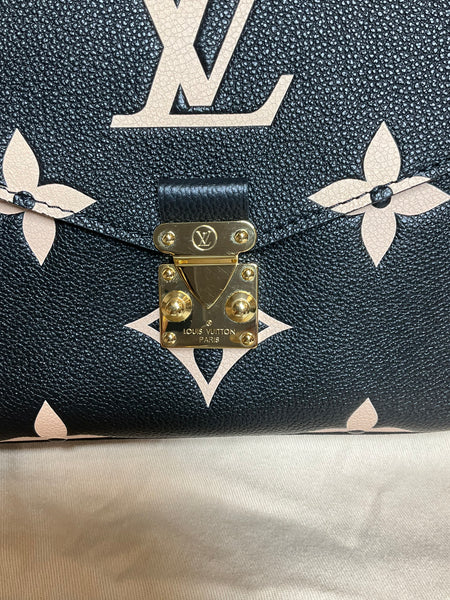 Louis Vuitton Metis Bi-Color