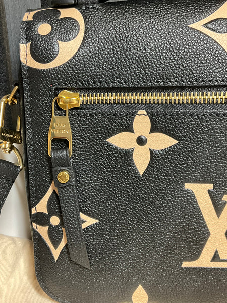Louis Vuitton Metis Bi-Color