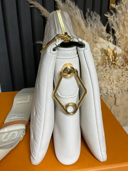 Louis Vuitton Cousin PM Creme