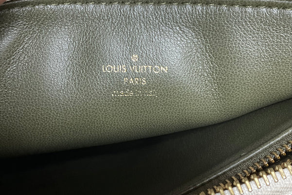 Louis Vuitton Cousin PM Creme
