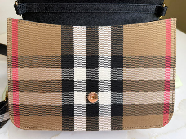 Burberry Mackford negro