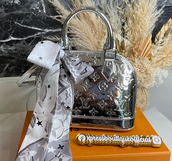 Louis Vuitton Alma bb metallic silver