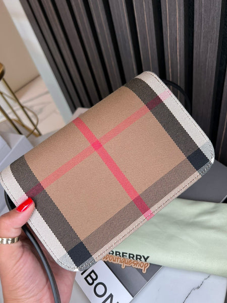 Burberry madison Crossbody negro