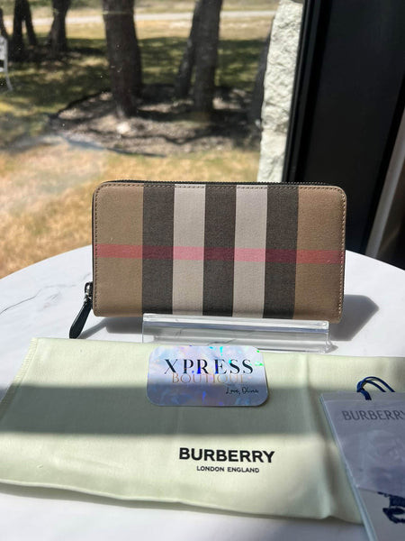 Burberry Long Wallet
