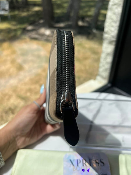 Burberry Long Wallet