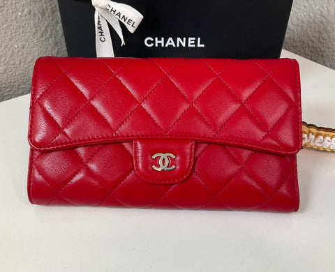 Chanel wallet