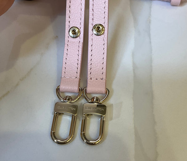 Louis Vuitton Metis West emprinte rose pastel