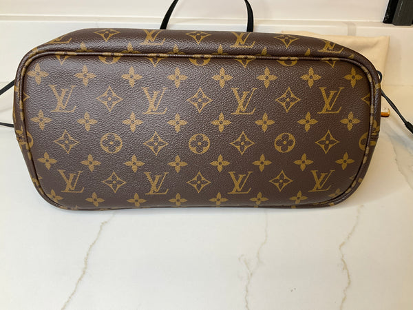 Louis  Vuitton neverfull inside out