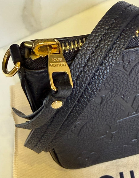 Louis Vuitton easy pouch on strap