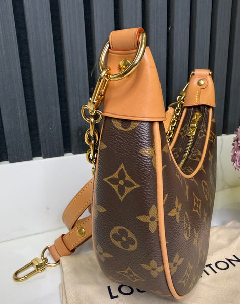 Louis Vuitton loop