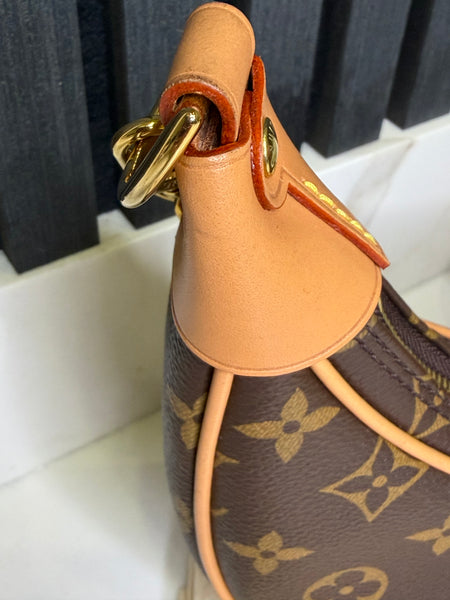 Louis Vuitton loop