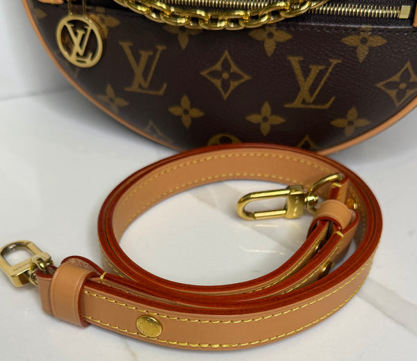Louis Vuitton loop