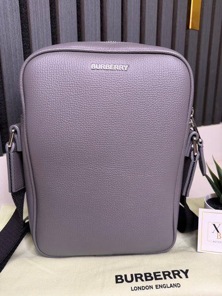 Burberry messenger bag gris