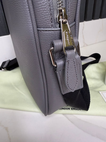 Burberry messenger bag gris