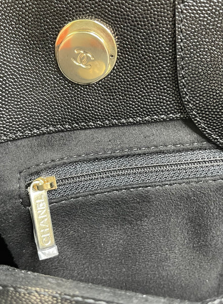 Chanel Tote Caviar