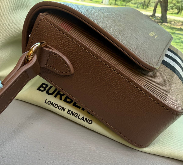 Burberry New Hampshire bag