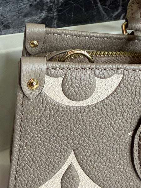 Louis Vuitton OTG West