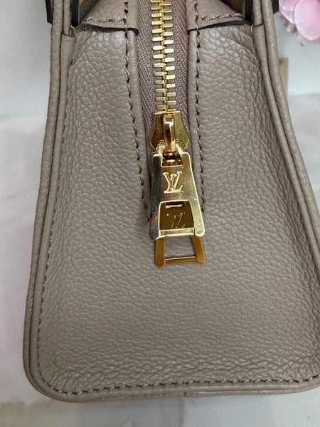 Louis Vuitton OTG West