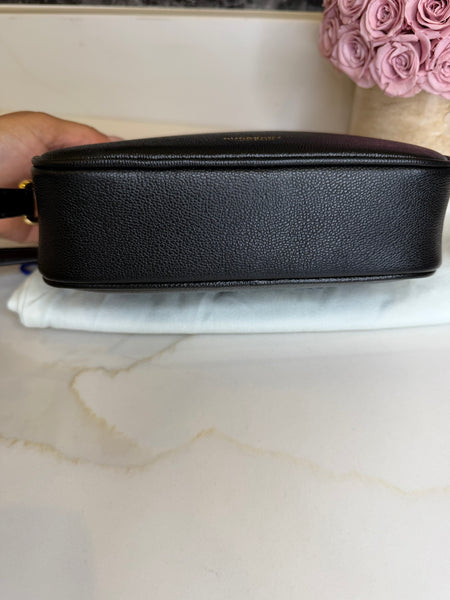 Burberry Camera negra