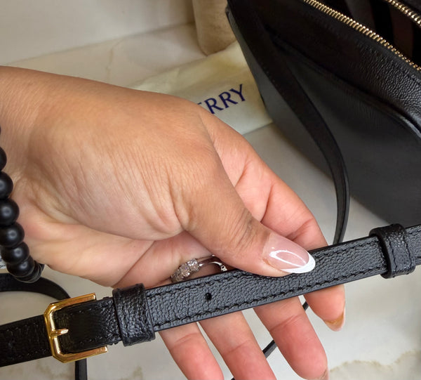 Burberry Camera negra