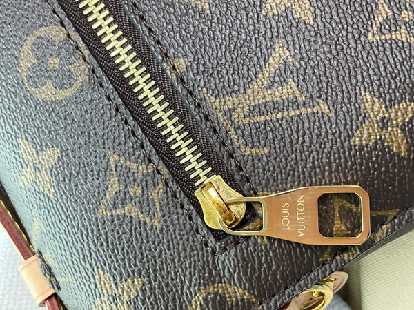 Louis Vuitton Metis Monograma